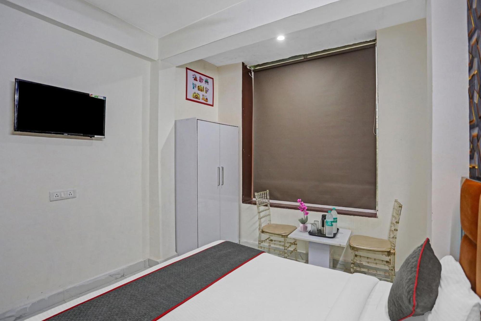 Hotel O Heritage Inn ノイダ エクステリア 写真