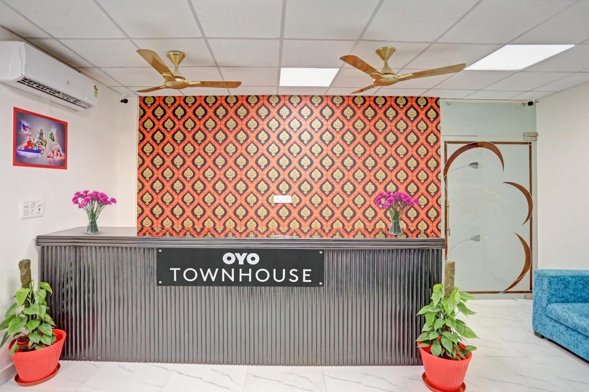 Hotel O Heritage Inn ノイダ エクステリア 写真