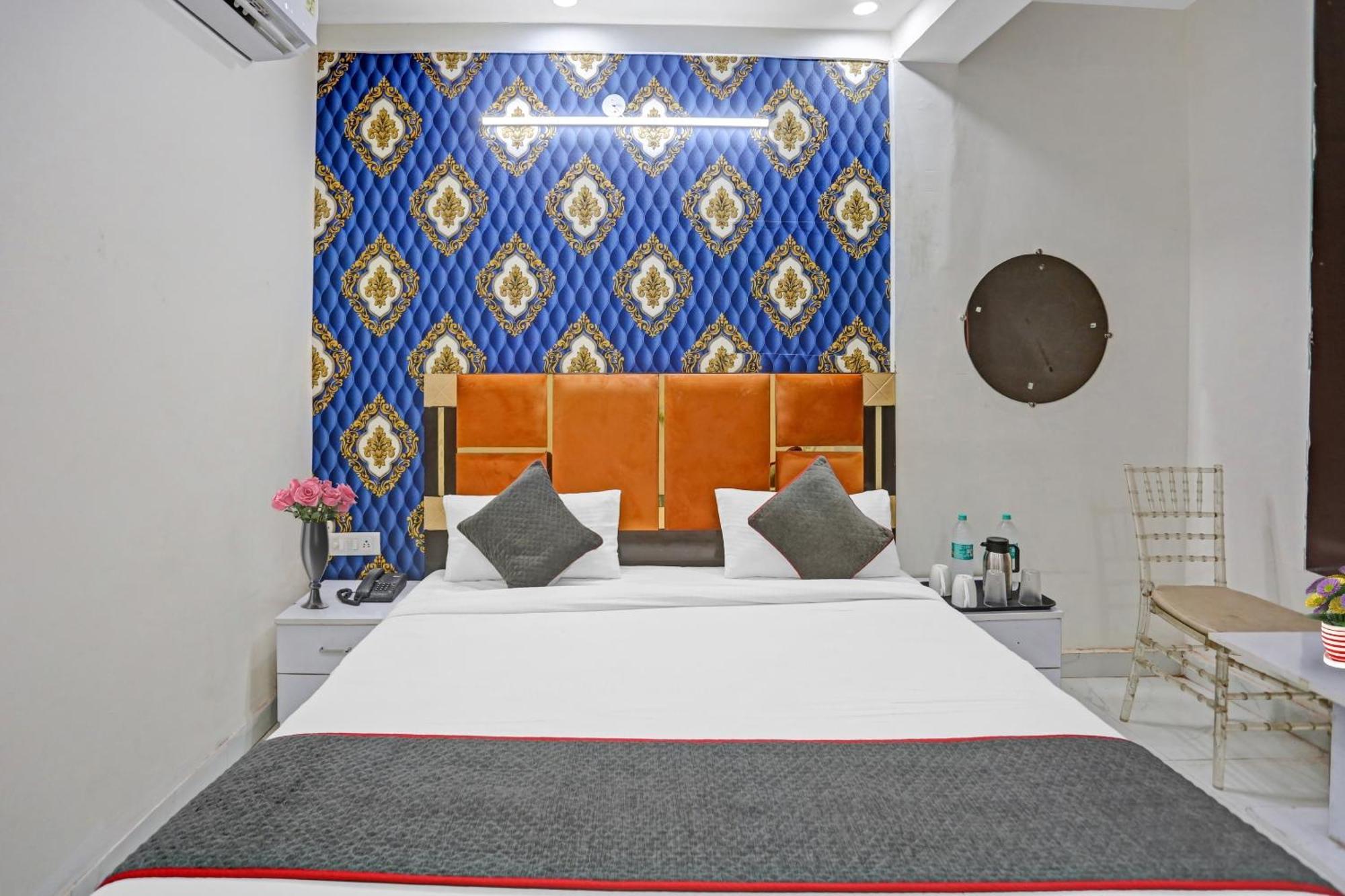 Hotel O Heritage Inn ノイダ エクステリア 写真